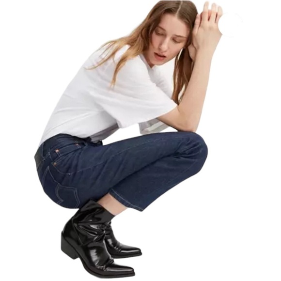 Levi's Made & Crafted 501 Original Cropped Women’s Jeans in Raw Indigo Dark Wash - Picture 1 of 12